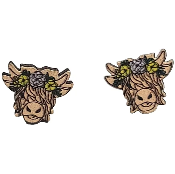 NWT Cow Floral Wood Stud Earrings - Picture 1 of 2